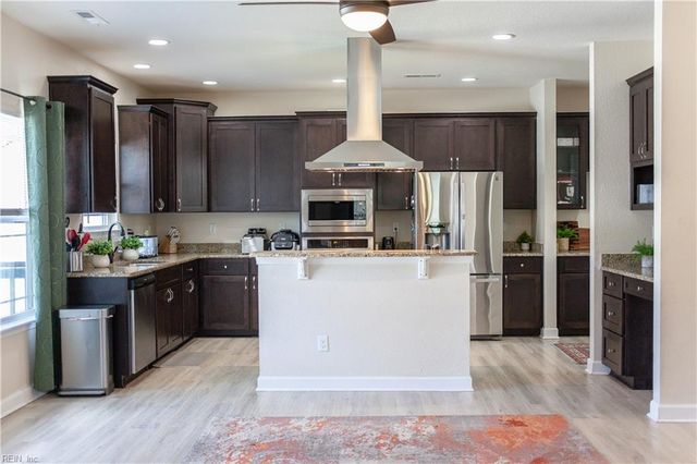 43 Cavalier RD, Hampton, VA 23669