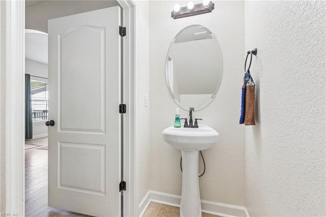 43 Cavalier RD, Hampton, VA 23669