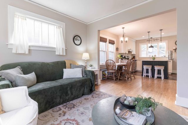 409 W Vasa Avenue, Fergus Falls, MN 56537