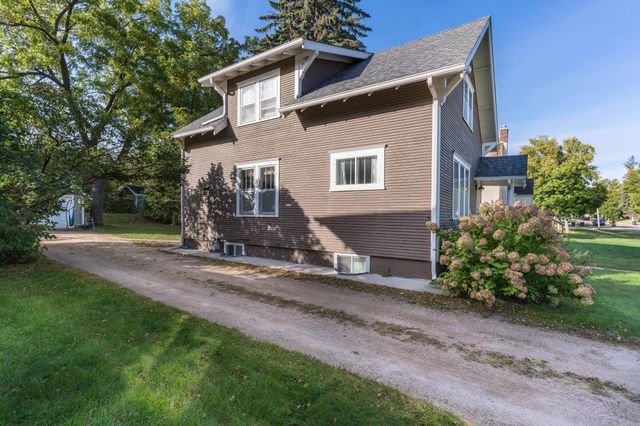 409 W Vasa Avenue, Fergus Falls, MN 56537