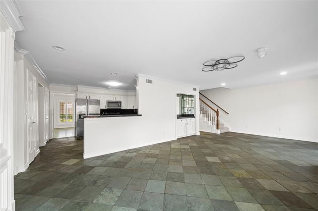 1573 W Sam Houston Parkway S, Houston, TX 77042