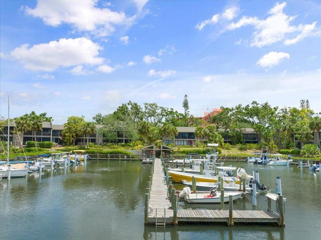 1711 PELICAN COVE ROAD 341, Sarasota, FL 34231