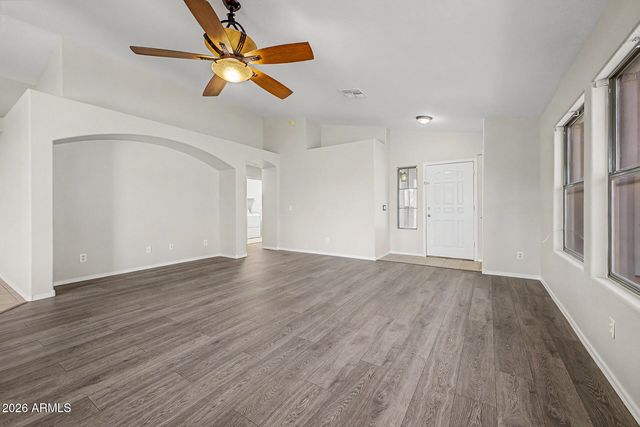8965 E HILLVIEW Street, Mesa, AZ 85207