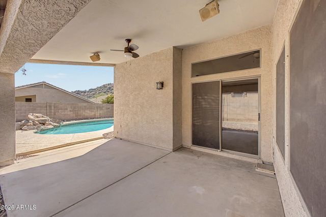 8965 E HILLVIEW Street, Mesa, AZ 85207