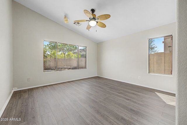 8965 E HILLVIEW Street, Mesa, AZ 85207
