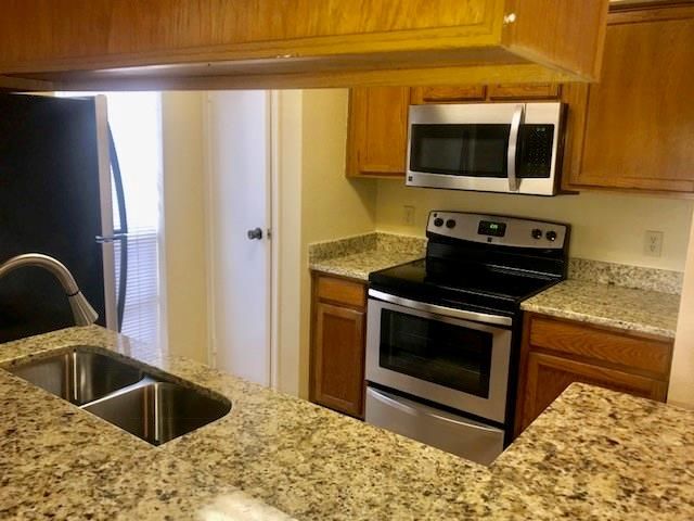 2120 El Paseo Street 2908, Houston, TX 77054