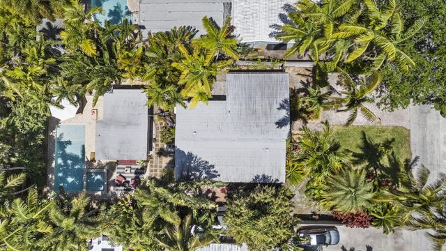 1627 NE 17TH Avenue, Fort Lauderdale, FL 33305