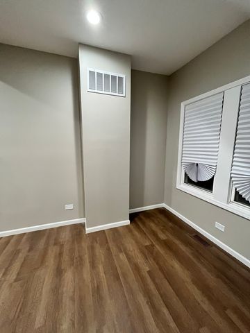 893 Greenbay Avenue, Calumet City, IL 60409