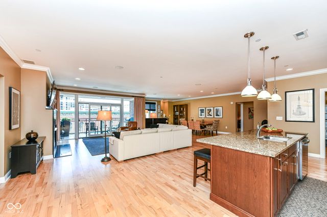 333 Massachusetts Avenue 303, Indianapolis, IN 46204