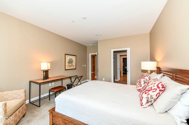 333 Massachusetts Avenue 303, Indianapolis, IN 46204