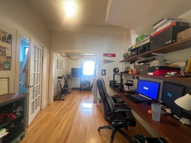 27 Holton 1, Medford, MA 02155