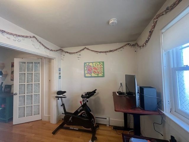 27 Holton 1, Medford, MA 02155