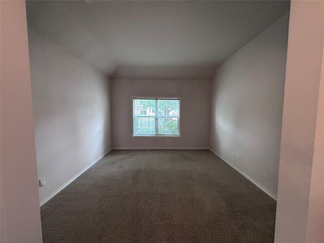 3906 Links LN, Round Rock, TX 78664