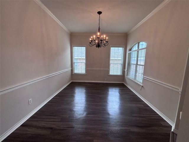 3906 Links LN, Round Rock, TX 78664