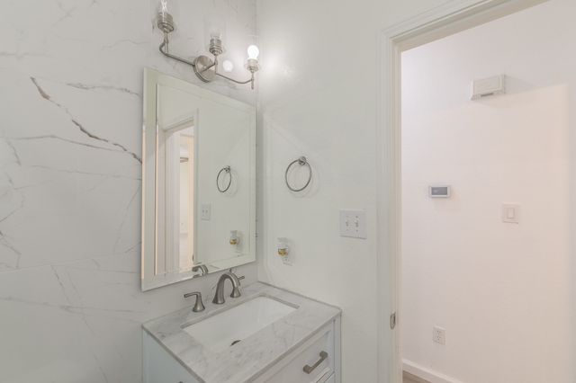 4333 Park Creek Circle N, Fort Worth, TX 76137