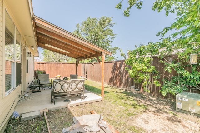 4333 Park Creek Circle N, Fort Worth, TX 76137