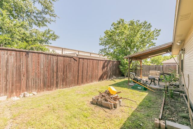 4333 Park Creek Circle N, Fort Worth, TX 76137