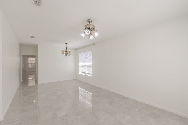 4333 Park Creek Circle N, Fort Worth, TX 76137