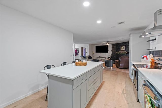 220 E 2nd Avenue, Caney, KS 67333