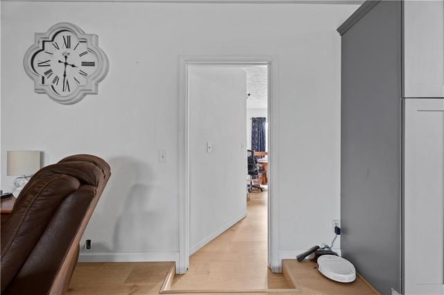 220 E 2nd Avenue, Caney, KS 67333