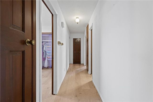 220 E 2nd Avenue, Caney, KS 67333