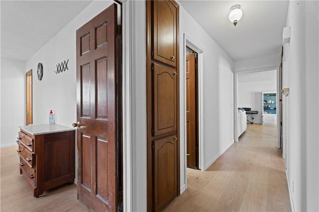 220 E 2nd Avenue, Caney, KS 67333