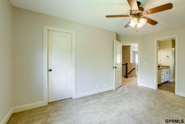 407 S 198th Street, Elkhorn, NE 68022