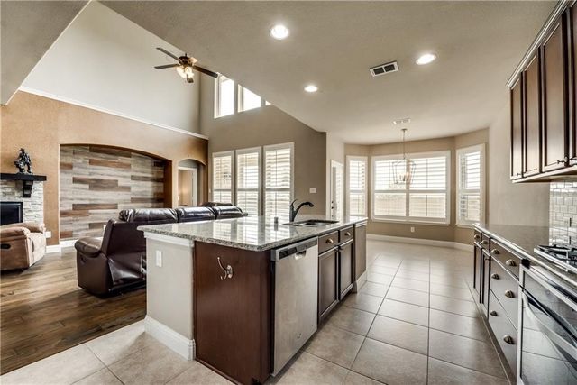 1025 Spring Falls Drive, Mckinney, TX 75071