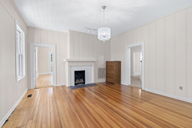 219 Old Mill Rd, Winchester, TN 37398