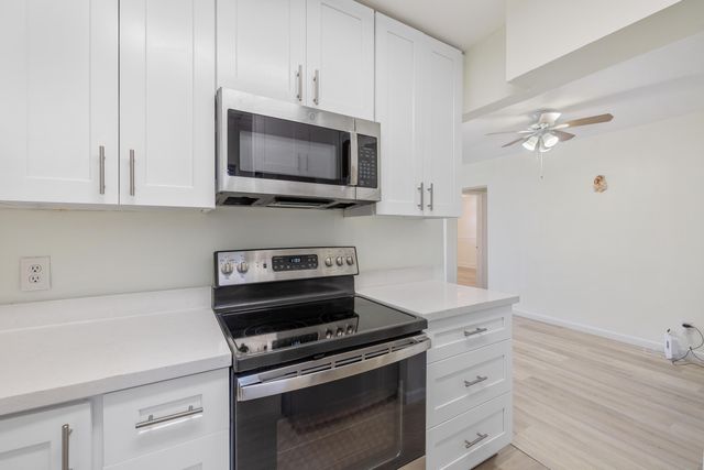 3930 Crystal Lake Drive 209, Deerfield Beach, FL 33064