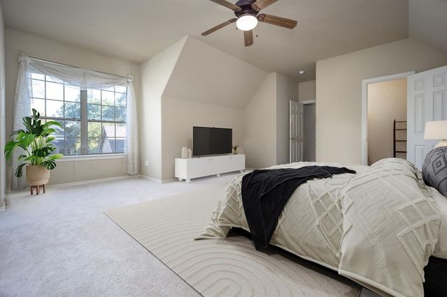 1032 W Lindsey Street, Norman, OK 73069