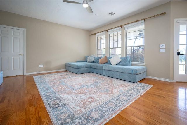 1032 W Lindsey Street, Norman, OK 73069