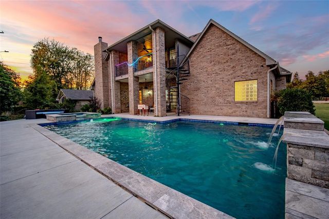 1032 W Lindsey Street, Norman, OK 73069