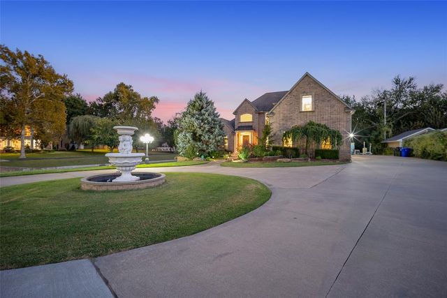 1032 W Lindsey Street, Norman, OK 73069
