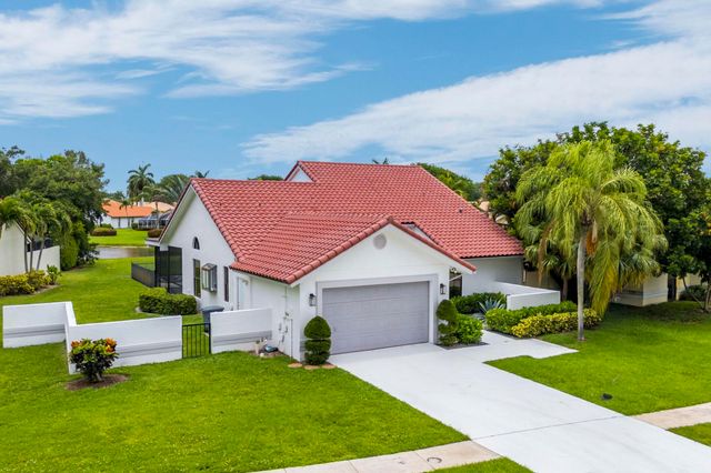 19325 Cherry Hills Terrace, Boca Raton, FL 33498