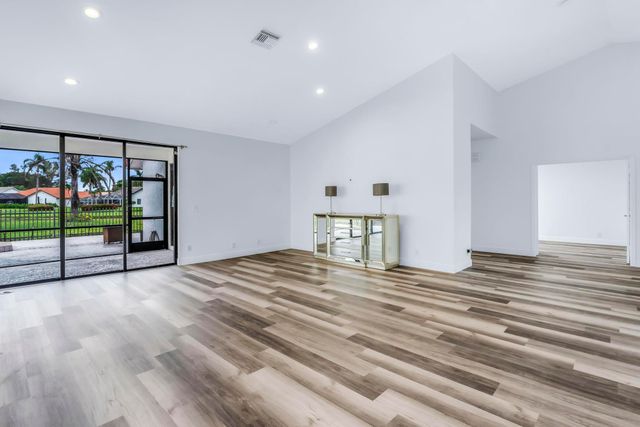 19325 Cherry Hills Terrace, Boca Raton, FL 33498