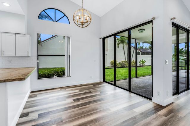 19325 Cherry Hills Terrace, Boca Raton, FL 33498
