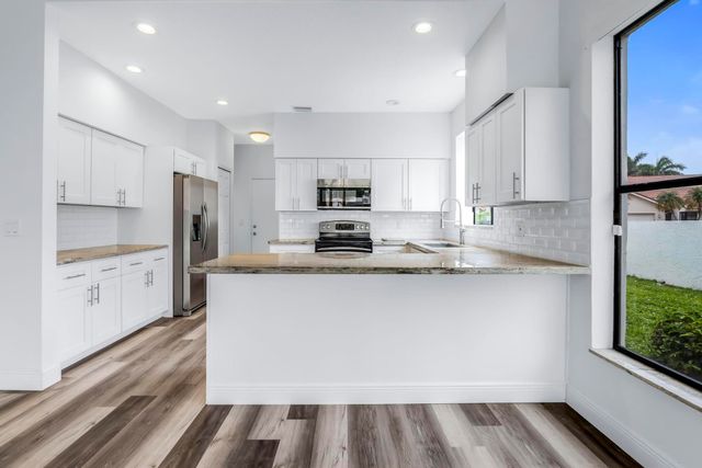 19325 Cherry Hills Terrace, Boca Raton, FL 33498