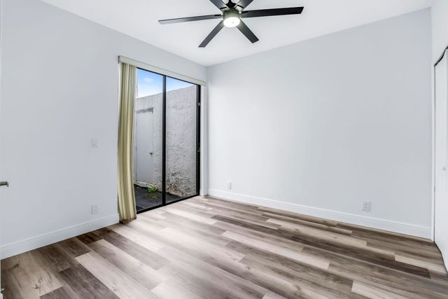 19325 Cherry Hills Terrace, Boca Raton, FL 33498