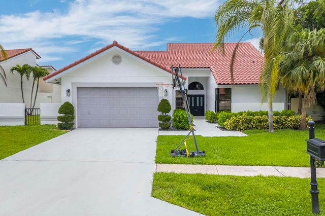 19325 Cherry Hills Terrace, Boca Raton, FL 33498