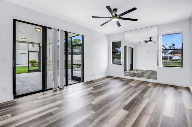 19325 Cherry Hills Terrace, Boca Raton, FL 33498