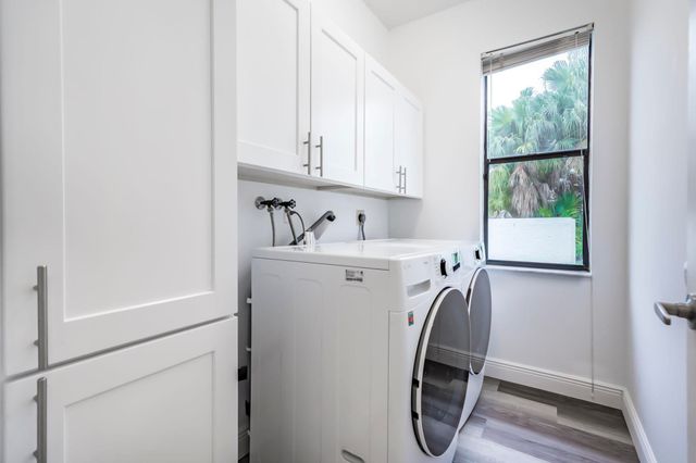 19325 Cherry Hills Terrace, Boca Raton, FL 33498