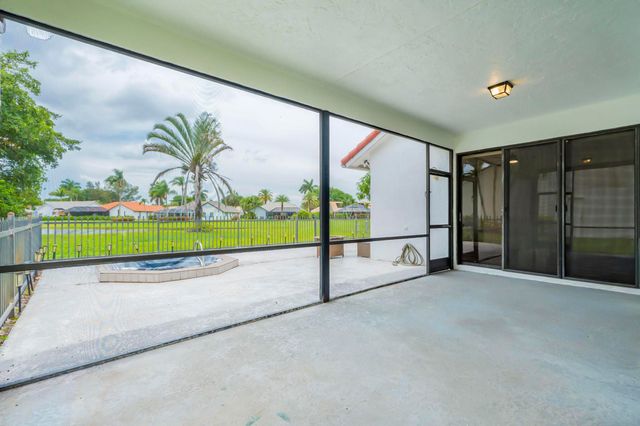 19325 Cherry Hills Terrace, Boca Raton, FL 33498