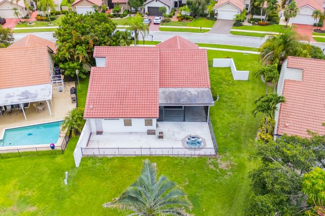 19325 Cherry Hills Terrace, Boca Raton, FL 33498