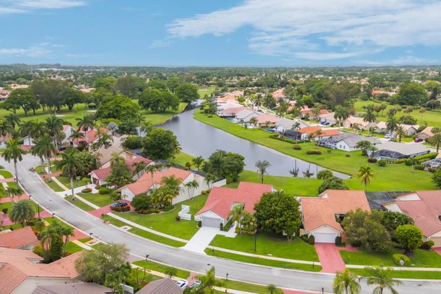 19325 Cherry Hills Terrace, Boca Raton, FL 33498