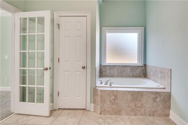 2477 Misty Rose Lane, Loganville, GA 30052