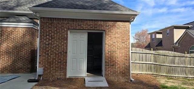 2477 Misty Rose Lane, Loganville, GA 30052