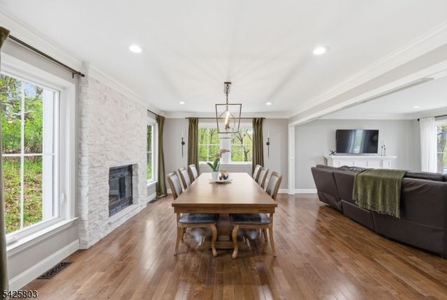 8 Danielle Dr, Liberty Twp., NJ 07838
