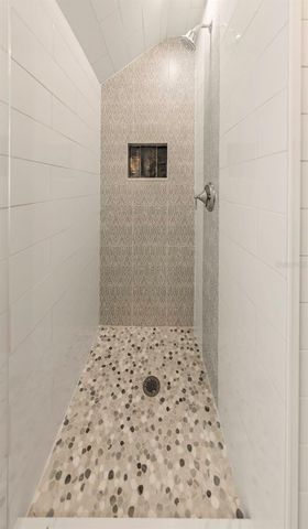 411 ROEBLING ROAD S, Belleair, FL 33756