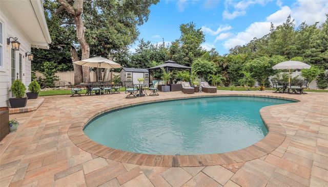 411 ROEBLING ROAD S, Belleair, FL 33756